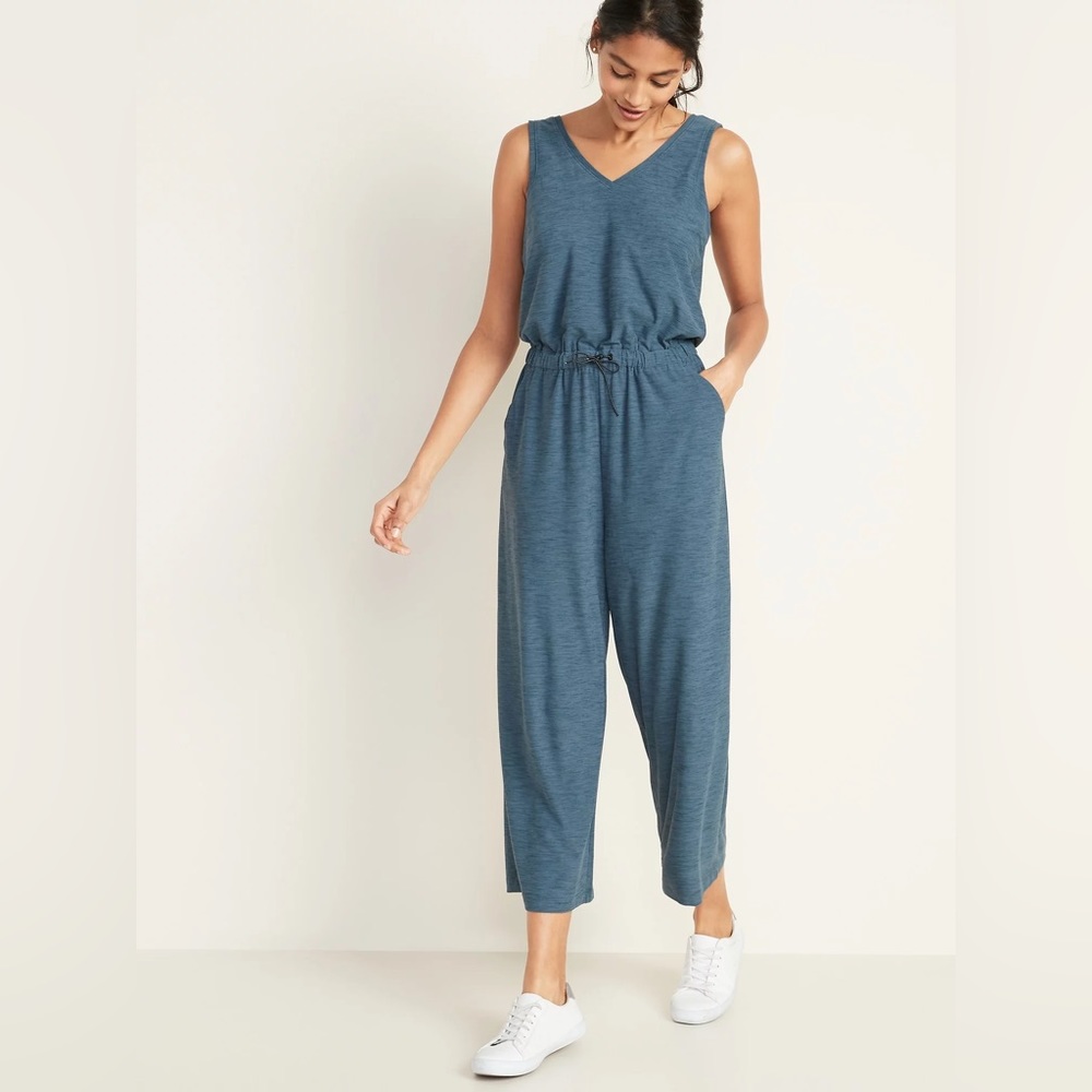 Old Navy Active Breathe On Jumpsuit IN GREEN